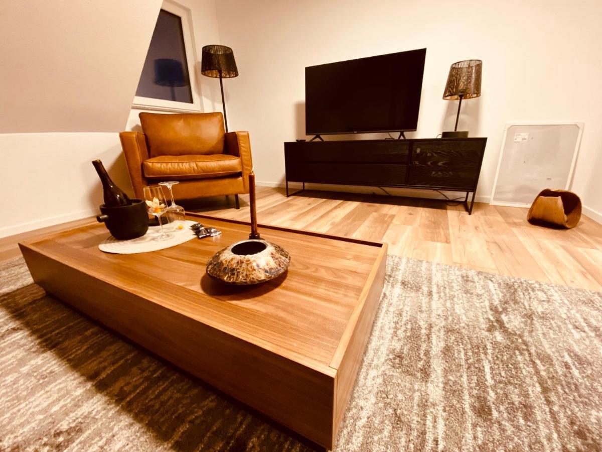 Home Again Studios Rutesheim Dış mekan fotoğraf